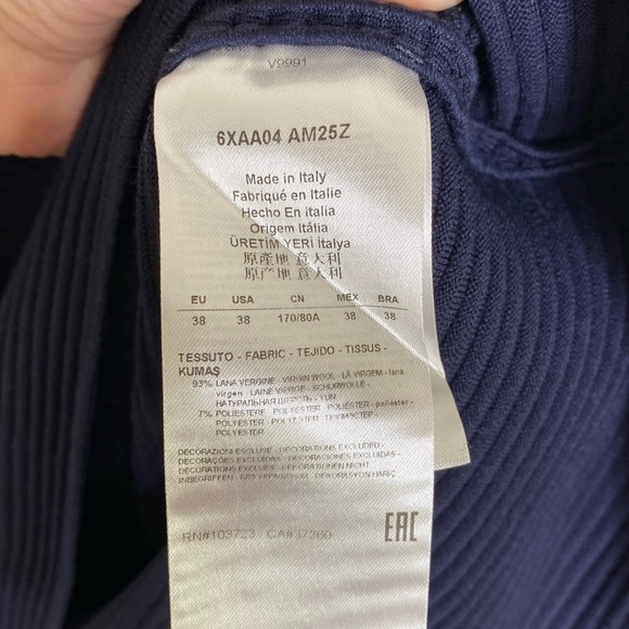 GIORGIO ARMANI PLEATED SLEEVELESS WOOL DRESS - Picture 6 of 11